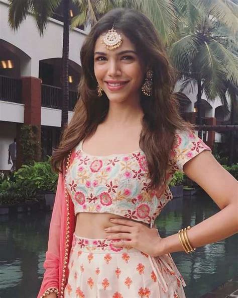 Shriya Pilgaonkar Actress Height Weight Age Movies Biography News Images And Videos