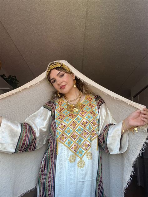 Syrian Outfit Syrian Clothing Culture Clothing Traditional Outfits