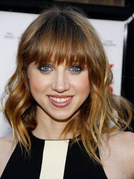 Shoulder Length Hair With Curtain Bangs - Curtain Bangs Wavy Hair
