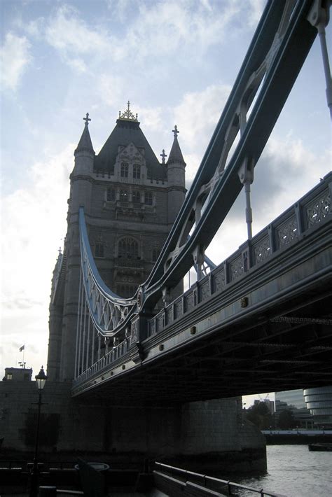 Uk London Tower Bridge Tower Bridge The Iconic Bascule Flickr