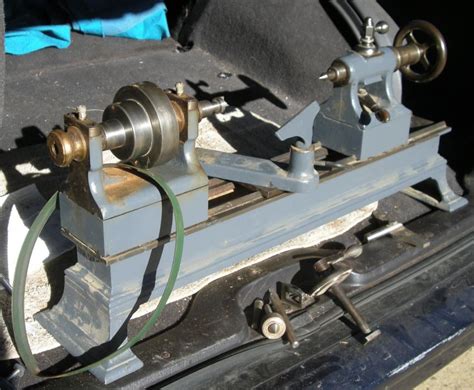 Want to become a wilderness expert in the field of plant and flower identification? Help identify small wood turning lathe