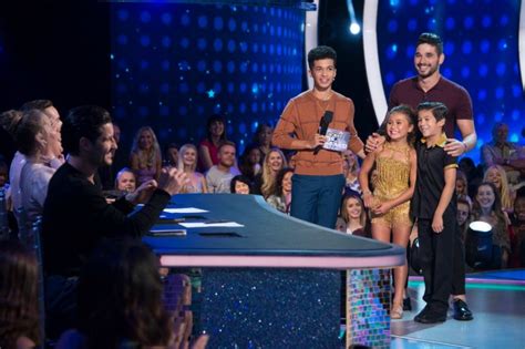 Dancing With The Stars Meeting The Pros Scoop On Dwts Juniors