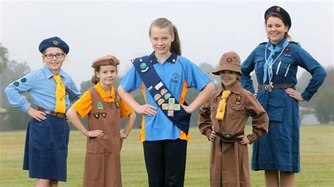 Australia Brownie Uniform Girl Scout Uniform Brownies Girl Guides