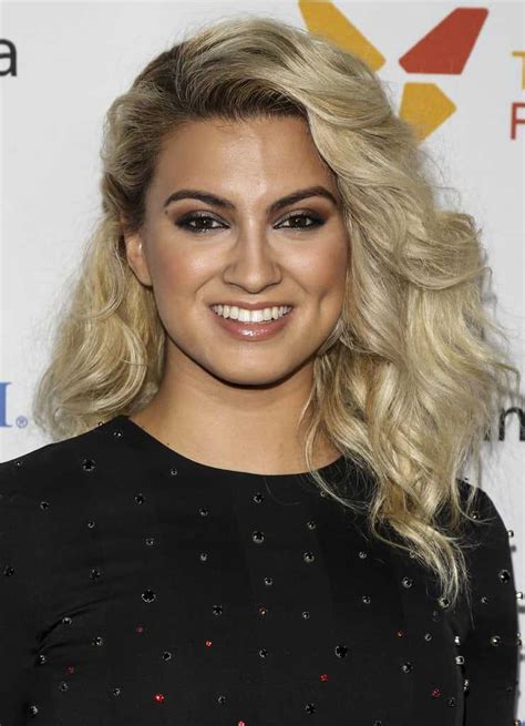 Nude Pictures Of Tori Kelly Which Will Make You Become Hopelessly
