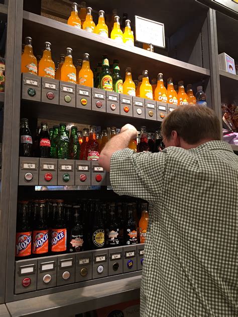 Idaho: Cracker Barrel Country Store – Call Me Mochelle