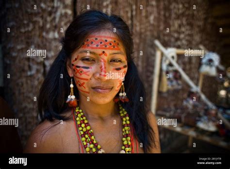 Indian Tribe Brazil Hi Res Stock Photography And Images Alamy