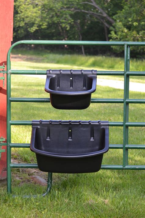 Plastic Horse Hay Ring Saves You Money Agi Products