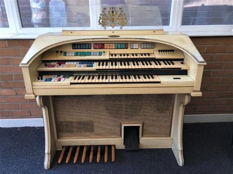Electronic Wurlitzer Organ Antique White And Gold Three Tiers In
