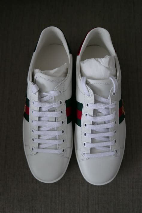 The first thing you should look at when you legit check the gucci ace sneakers is the footbed. (NEW STOCK!) NEW Authentic Gucci GG Ace Embroidered Bee ...