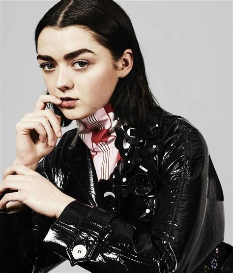 Picture Of Maisie Williams