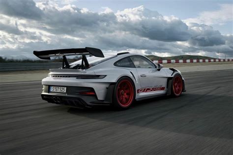 Porsche Unleashes The New 911 Gt3 Rs Online Car Marketplace For Used