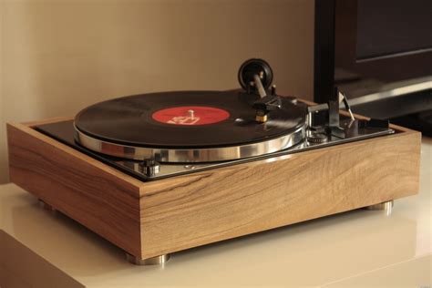 Best Material For Building Turntables