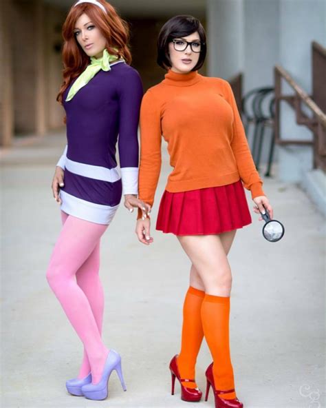 Daphne Blake And Velma Dinkley Cosplay By Karen Kap And Kristen Hughey