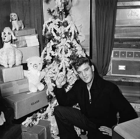 Christmas At Graceland Elvis Presley Photo 43723255 Fanpop