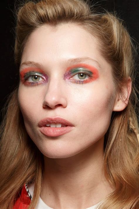 Fall 2017 Makeup Trends Fall And Winter Beauty Trends From The Runway