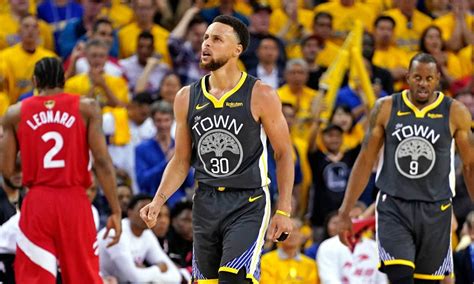 Nba Finals Fans Slammed Steph Curry For Crucial Missed 3 In Game 6