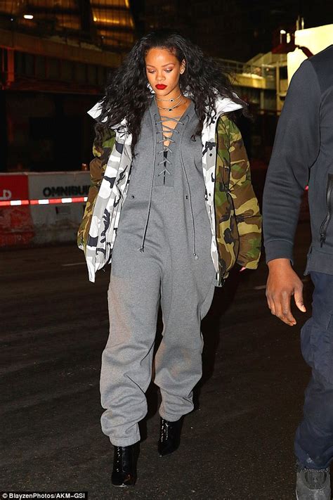 Rihanna Wraps Up In Oversize Jumpsuit And Camouflage Coat For Night Out In Nyc Daily Mail Online