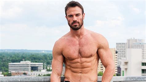 exclusive bachelorette star chad johnson flaunts his insane abs see the sexy pics
