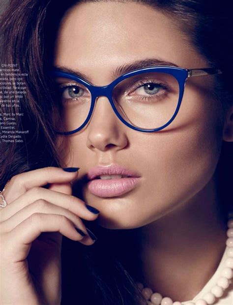 pin by cincuenta sin cuentas on outfit ️ fashion eye glasses chic glasses glasses fashion