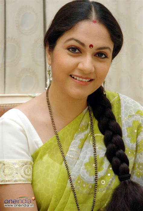 Gracy Singh Hot Pictures ~ Stock Foto Hot