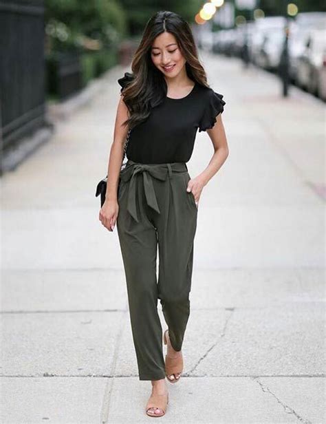 15 Olive Green Pant Outfit Ideas For Women Comfy And Stylish Olive