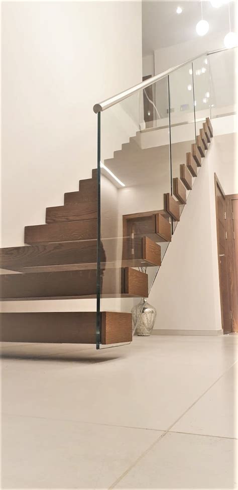 Cantilever Floating Staircase In Glass And Oak 1 South Coast Steel