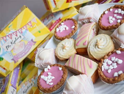 Mr Kipling Limited Edition Summer Cakes And Giveaway I Am Fabulicious