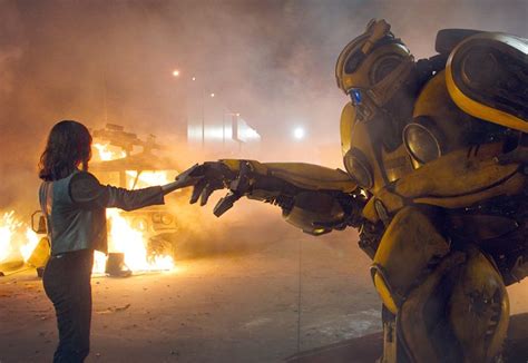 'Transformers' gets a great savior in 'Bumblebee' - Pattaya Mail