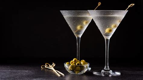 The Top 10 Cocktails Of All Time Most Popular Cocktails Mixtons