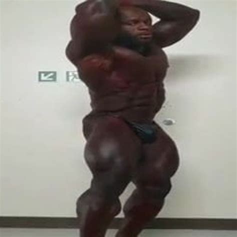 huge bodybuilder flexing gay muscular porn 1b xhamster xhamster
