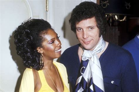 Tom Jones Says His Wife Became Friends With Lover Supremes Star Mary