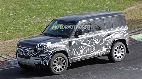 2024 Land Rover Defender Svx Spy Shots And Video Hardcore V 8 Off