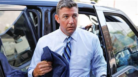 Indicted Gop Rep Duncan Hunter Wins Re Election In California