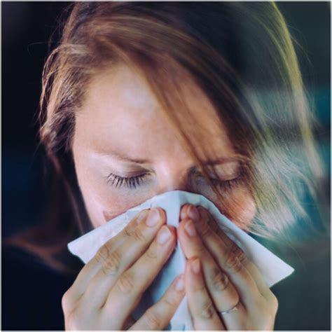 4 Reasons Why Your Sneeze Smells And What It Means For Your Health