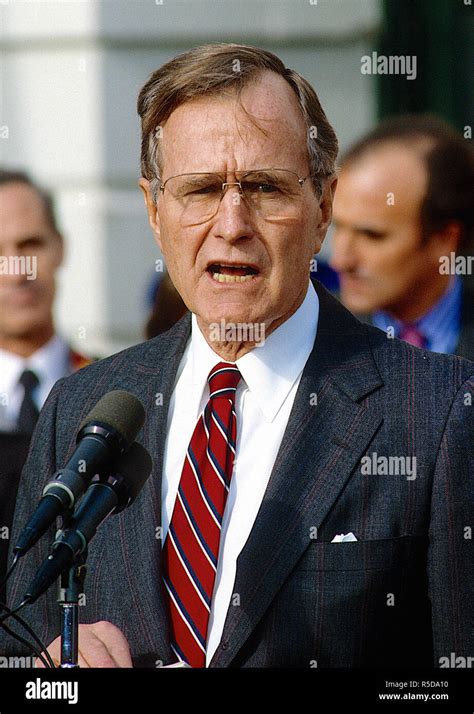 File Photo George Hw Bush Has Passed Away Washington Dc 1990