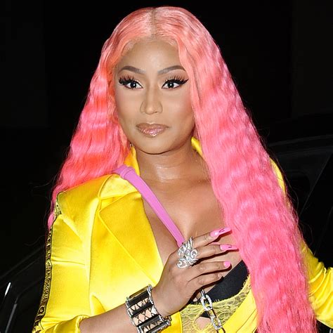 40 HQ Images Nicki Minaj Pink And Blonde Hair : Nicki Minaj Dip Dyed In