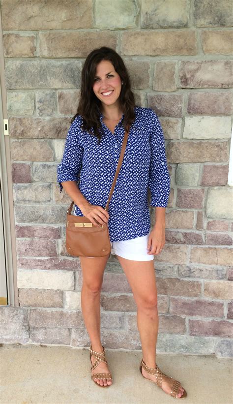 what i wore real mom style breezy summer shirts realmomstyle momma in flip flops