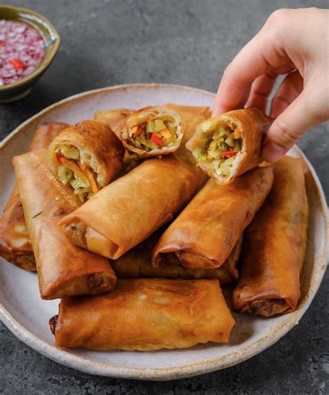 Filipino Lumpiang Gulay Or Vegetable Spring Rolls With Sweet Chili Vinegar The Foodie Takes Flight