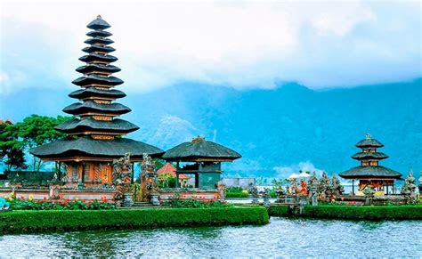 101 Best Places to Visit in Indonesia