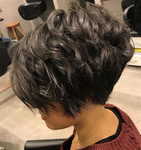 Undercut Short Curly Stacked Bob FASHIONBLOG