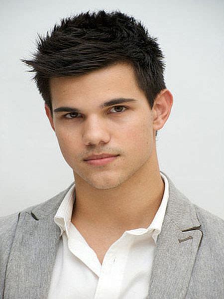 Us Winter Fashion Taylor Lautner Hairstyles 2012