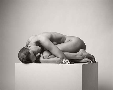 Geometrical Fine Art Nudes By Arkadiusz Branicki MONOVISIONS Black