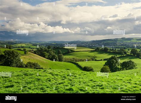 Rolling Hillsides Hi Res Stock Photography And Images Alamy