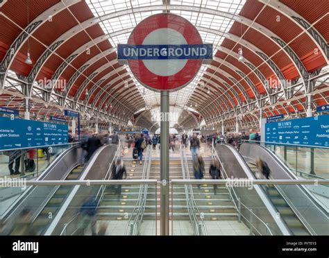 London Tube Ticket Machines Hi Res Stock Photography And Images Alamy