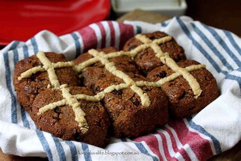 Quick And Easy Grain Free Easter Buns Recipe Petitchef