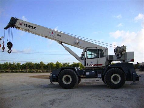 The Terex® Rt555 Rough Terrain Crane
