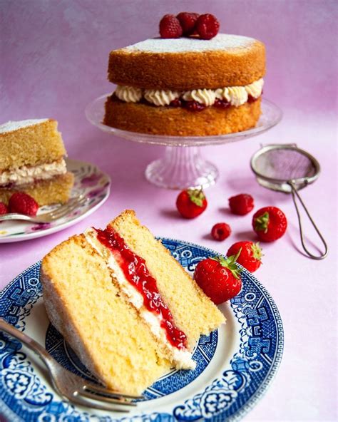 Classic Victoria Sponge Cake Artofit