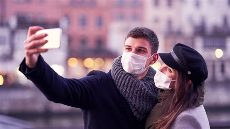 Half Of Us Couples Say Their Sex Life Has Suffered During The Pandemic Narcity