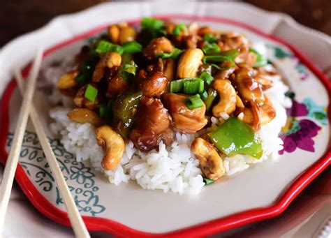 As a diabetic, it's important to make sure you eat healthy meals that don't cause your blood sugar to spike. 17 Pioneer Woman Dinner Recipes That Are Quick, Easy and Delicious | Cashew chicken recipe, Food ...