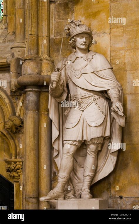 Statue Of King Athelstan In Beverley Minster East Yorkshire Stock